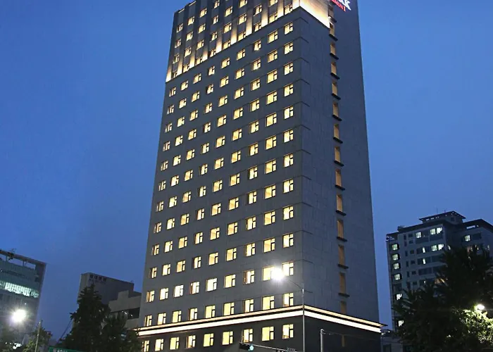 Skypark Dongdaemun I 4*